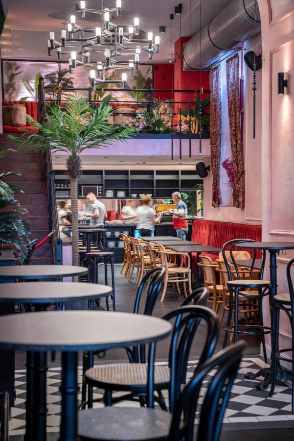 Hotel Mika Downtown Budapest Bagian luar foto